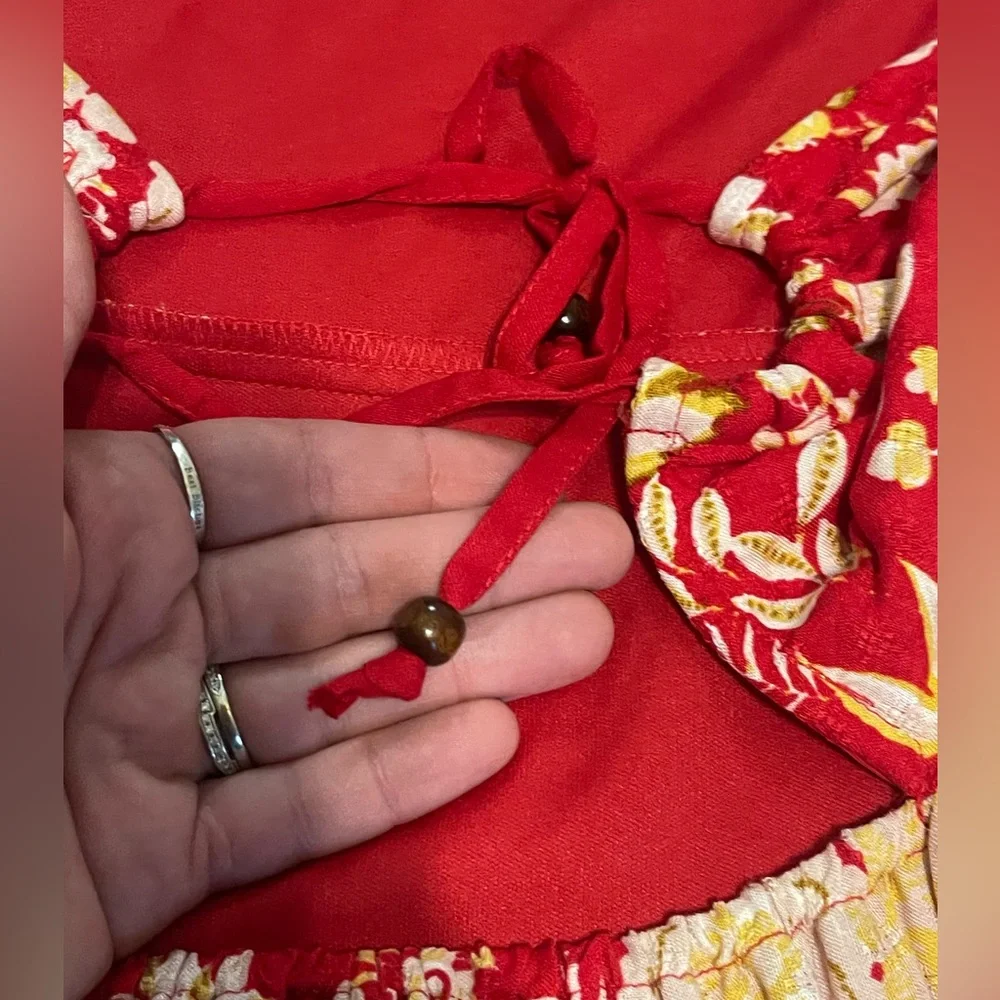 BAND OF THE FREE WOMEN'S LOVE IS ALL AROUND FLORAL PRINT SLEEVELESS MINI DRESS - Picture 5 of 5